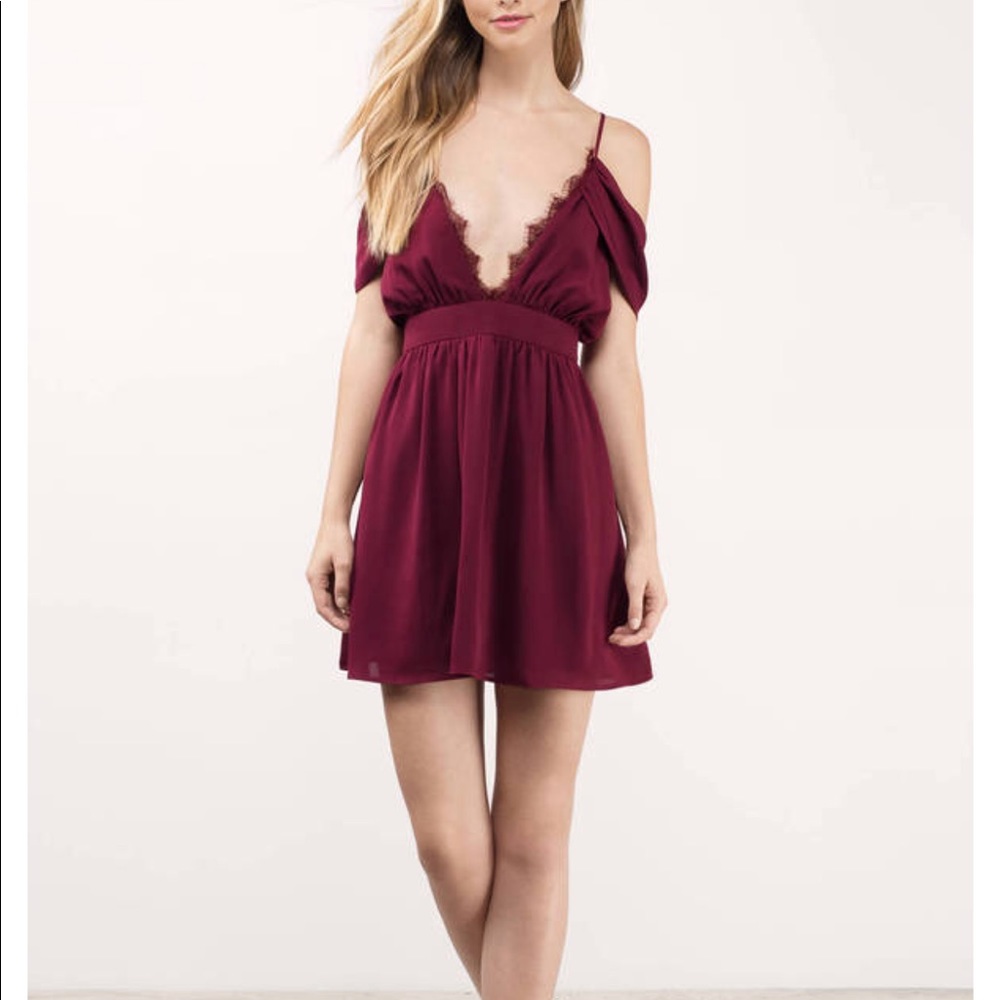 Tobi Tina Wine Skater Dress Size Large